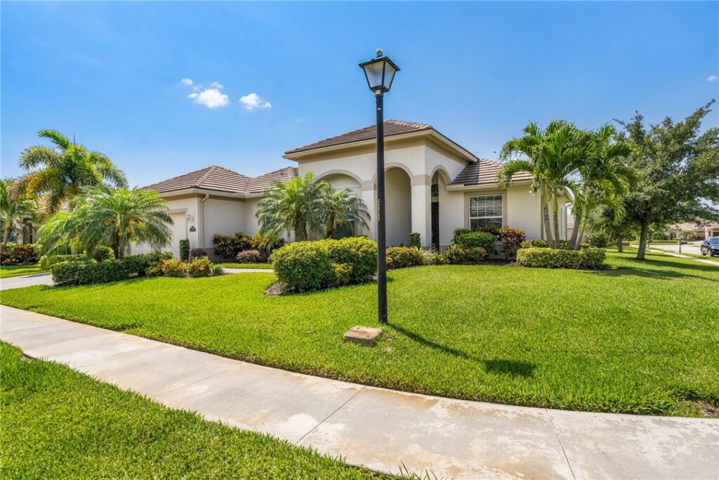 Current Listings 6104 Graysen Square